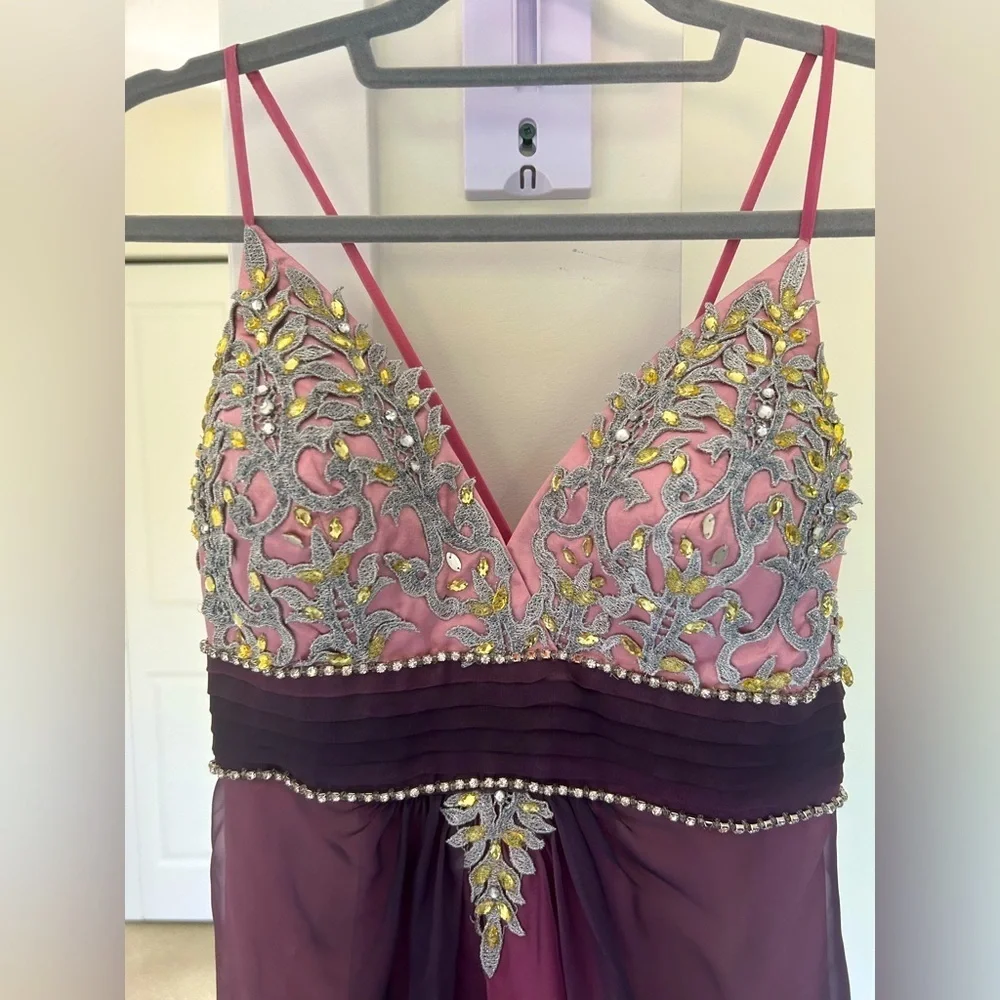 Formal/Grad Dress - Picture 3 of 5